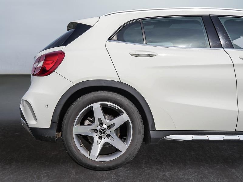 Mercedes-Benz GLA 250 AMG KOM AMG PANO PDC SHD SHZ