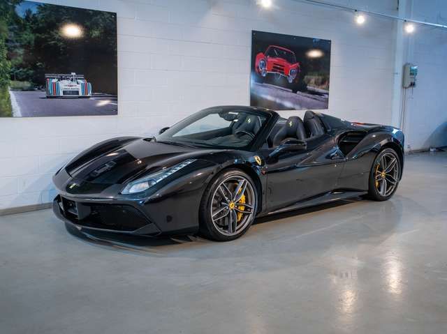 Ferrari 488 Spider 3.9 dct+LIFT+CARBON+sed.DAYTO