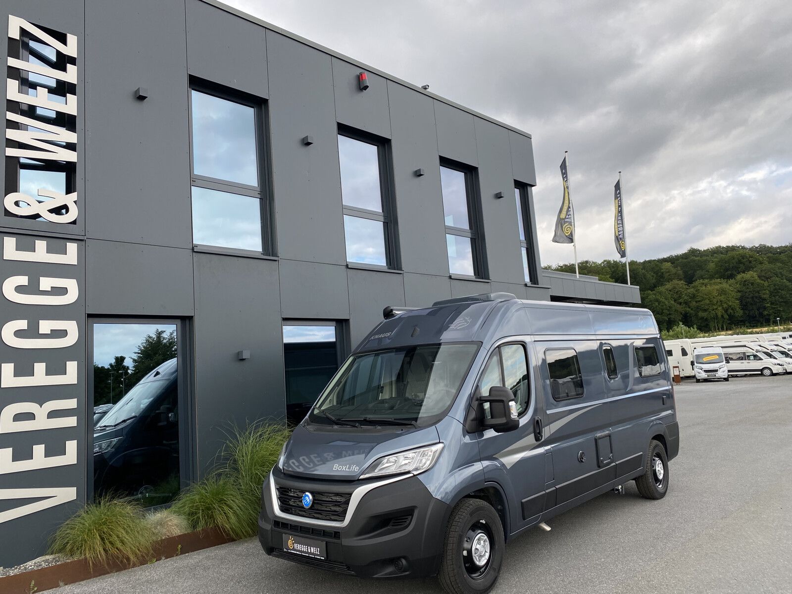 Fahrzeugabbildung Knaus BoxLife 600 ME Heckhubbett, Lithium, Easy Space