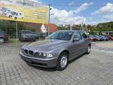 BMW 520i E39 Lim. Schiebedach Klima AHK Tüv 11.25 - BMW 520 aus 2000: 520i