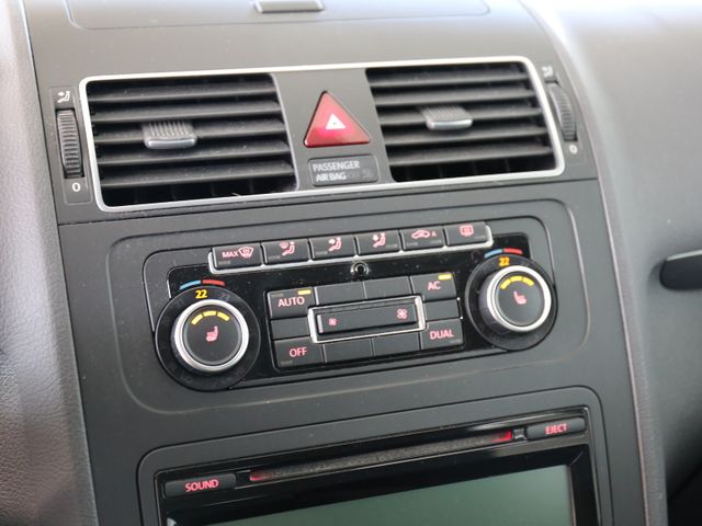 Volkswagen Touran 1.4TSI COMFORTLINE CLIMATRONIC PDC 1.HAND