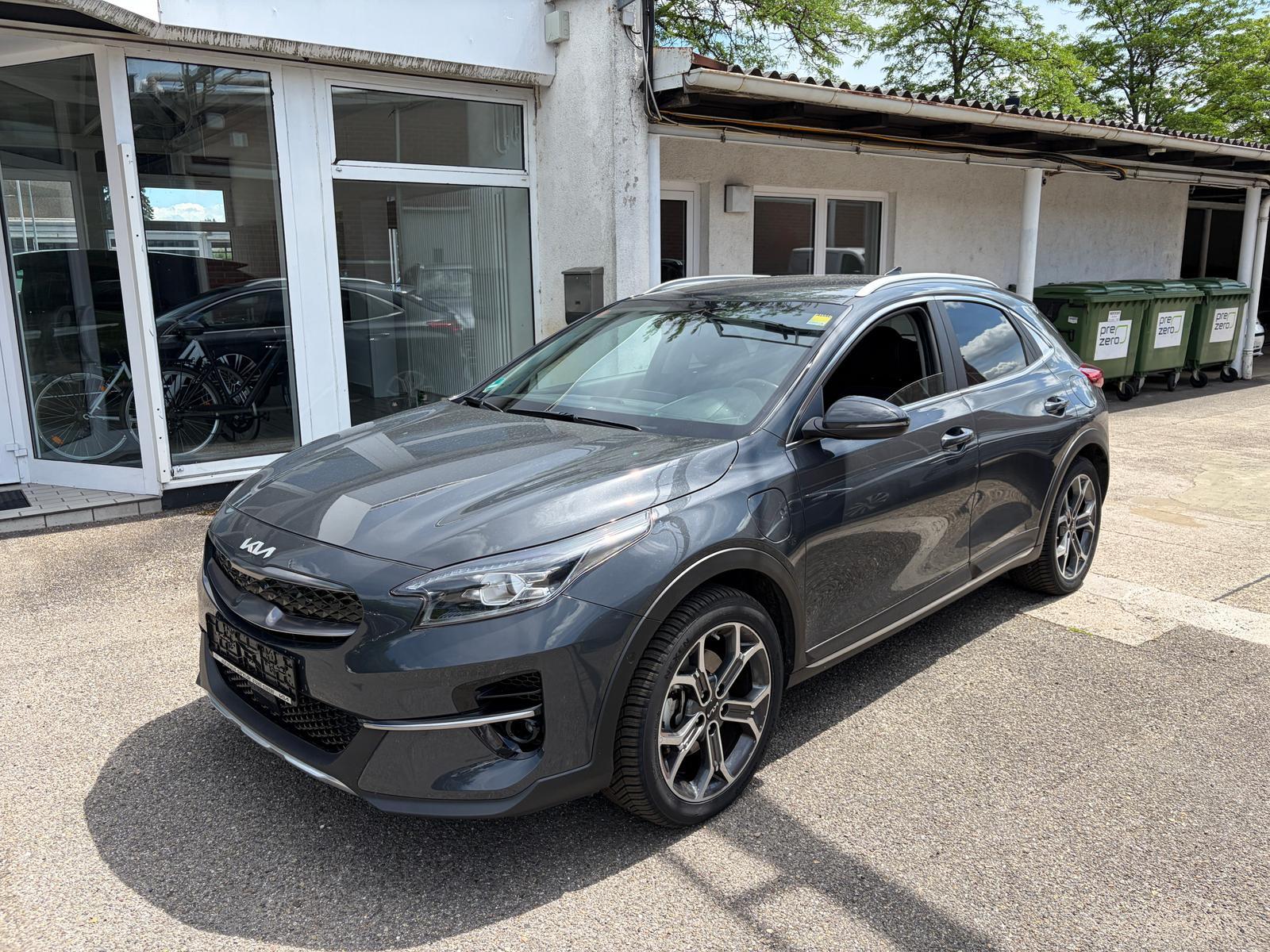 Kia XCEED 1.6 PLUGINHYB SPIRIT TECH NAVI AHK I.HAND
