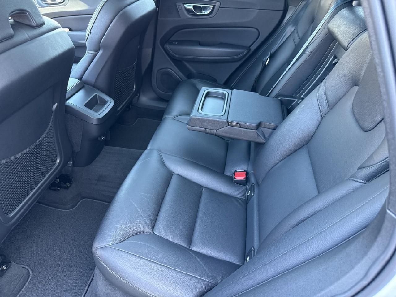 Fahrzeugabbildung Volvo XC60 Inscription 2WD