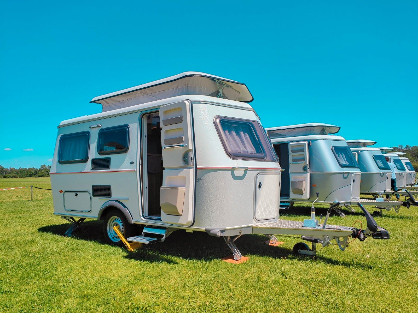 Fahrzeugabbildung HYMER / ERIBA / HYMERCAR TOURING 430 LEGEND URBAN 2025