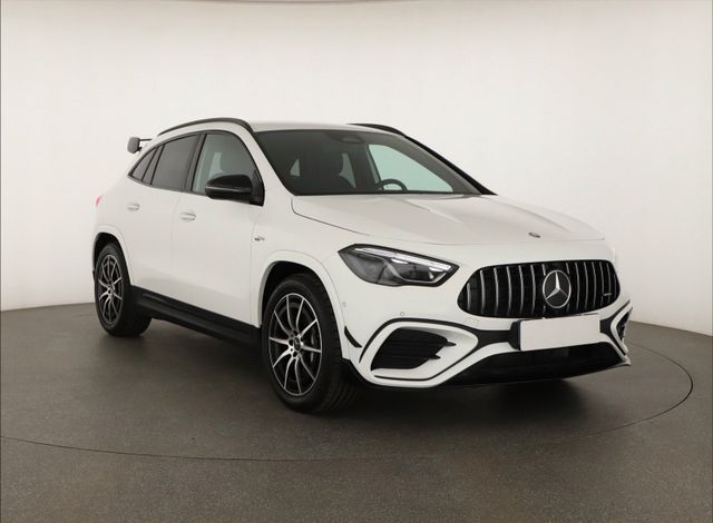 Mercedes-Benz  GLA 35 AMG 4MATIC 2023 , Automatik, Scheckheft,