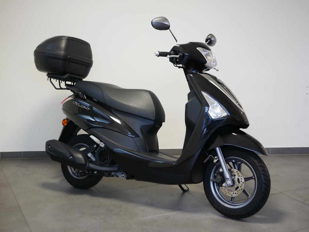 Yamaha D'elight 125 mit TopCase