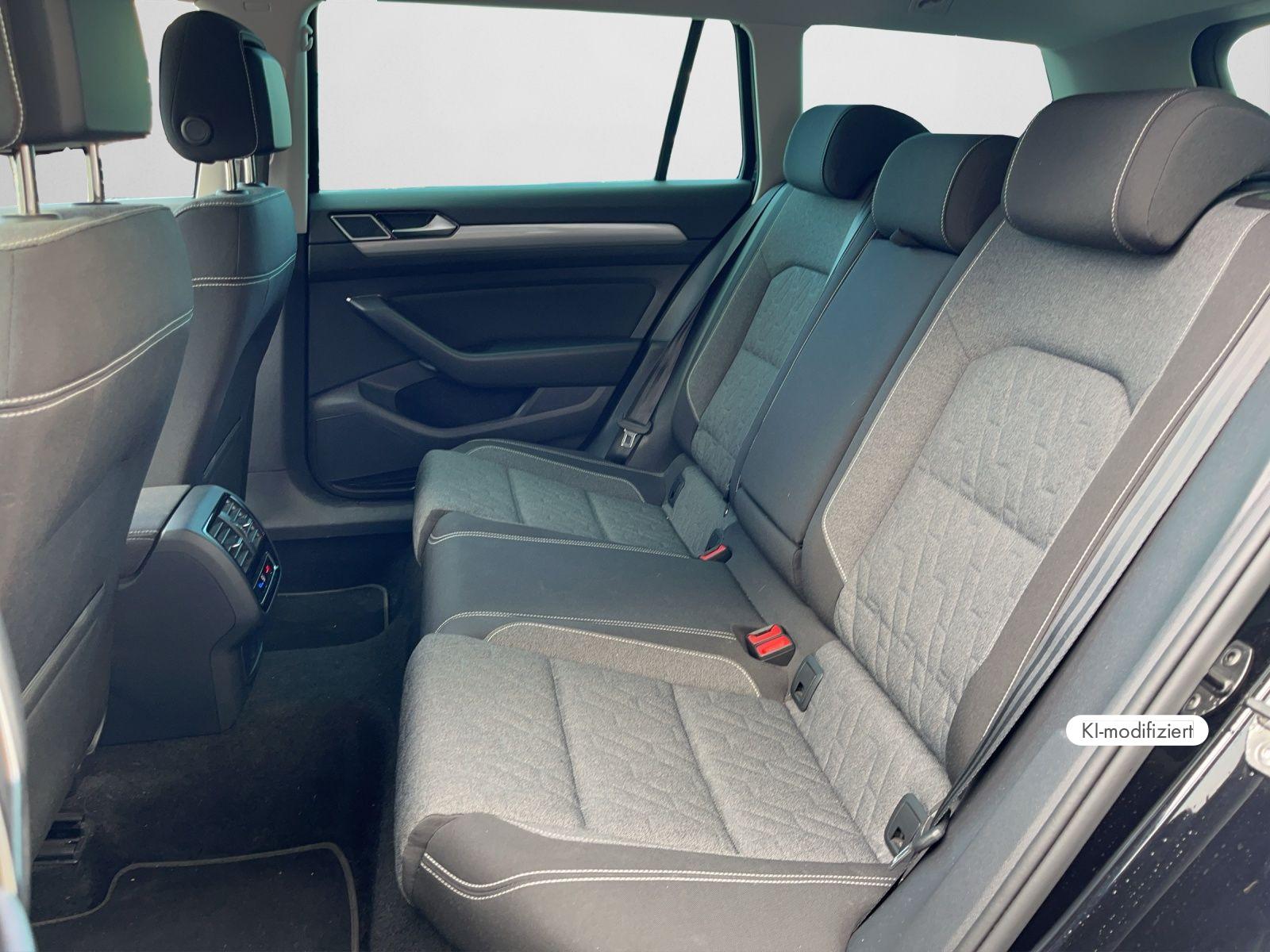 Volkswagen Passat Variant BUSINESS 1.5 TSI DSG LED NAVI AHK