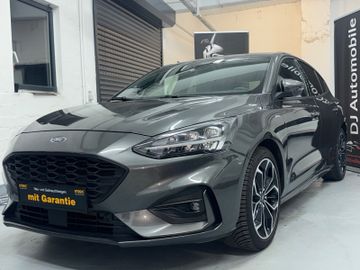 Ford Focus - 1
