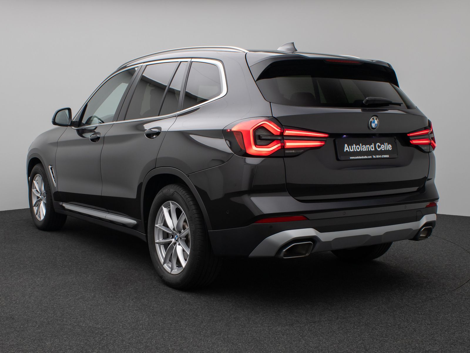 Fahrzeugabbildung BMW X3 xD30i Panorama 360°HUD DAB HiFi Komfort Sport