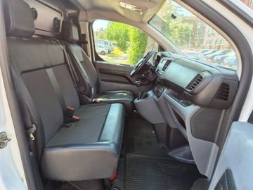 Opel Vivaro - 10