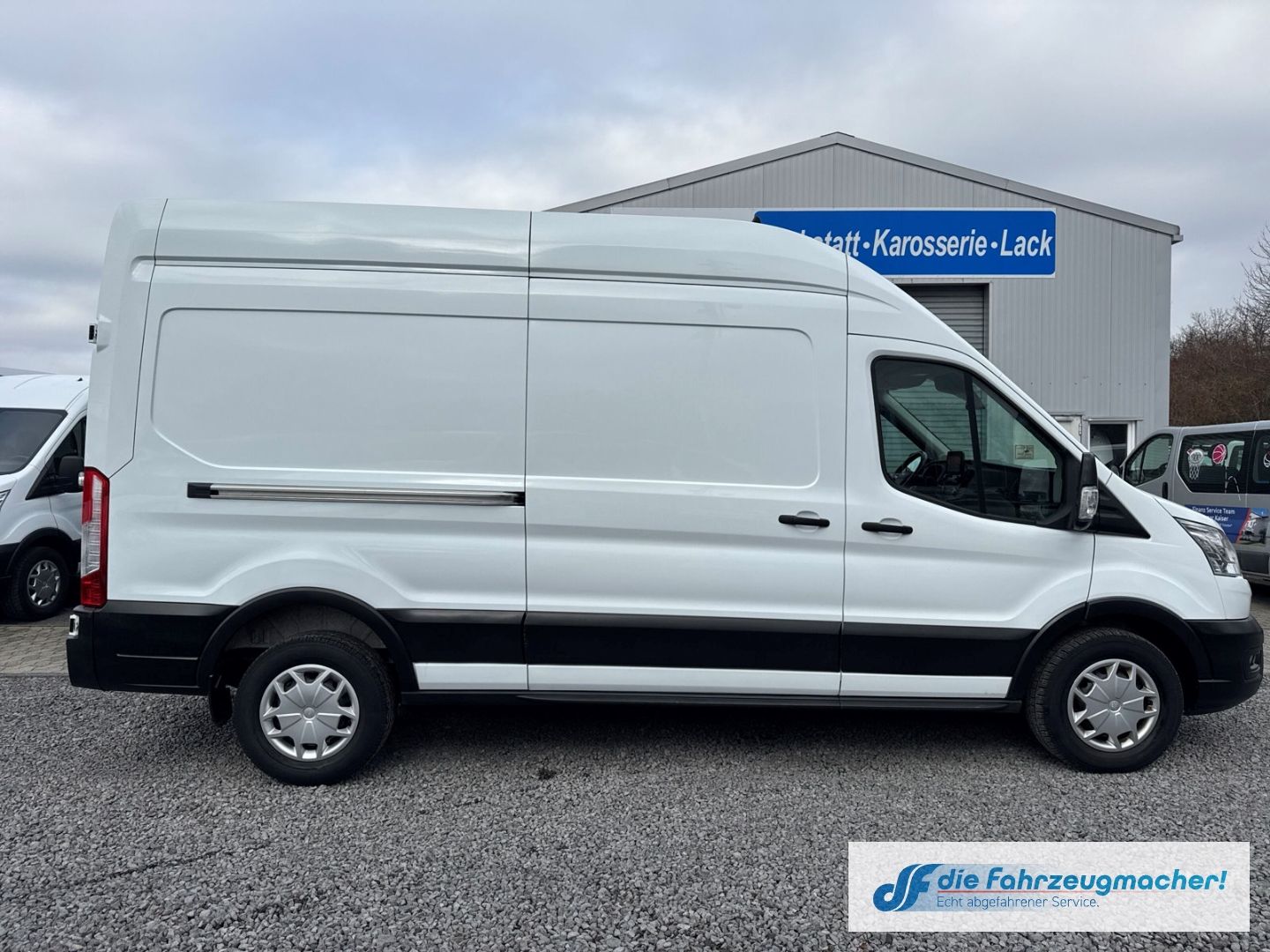 Fahrzeugabbildung Ford Transit Kasten 350 L3 Trend Apple CarPlay Androi
