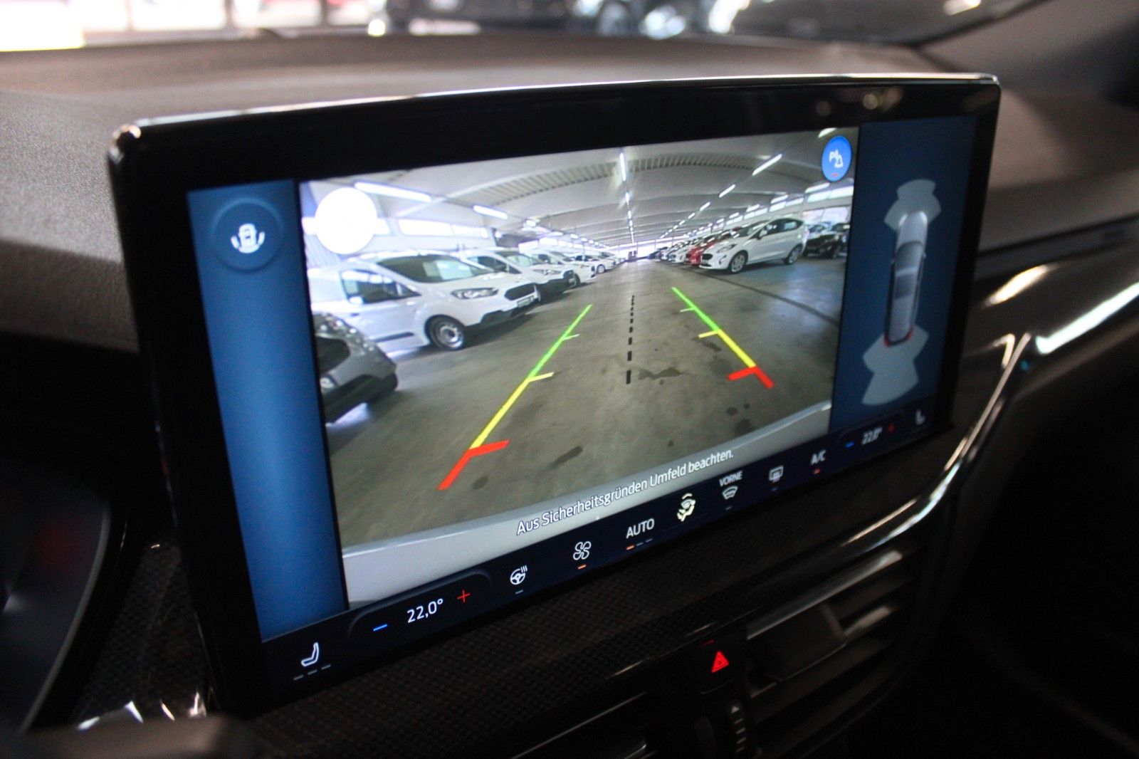 Fahrzeugabbildung Ford Focus ST-Line X Aut. LED ACC Leder Pano HUD Wint