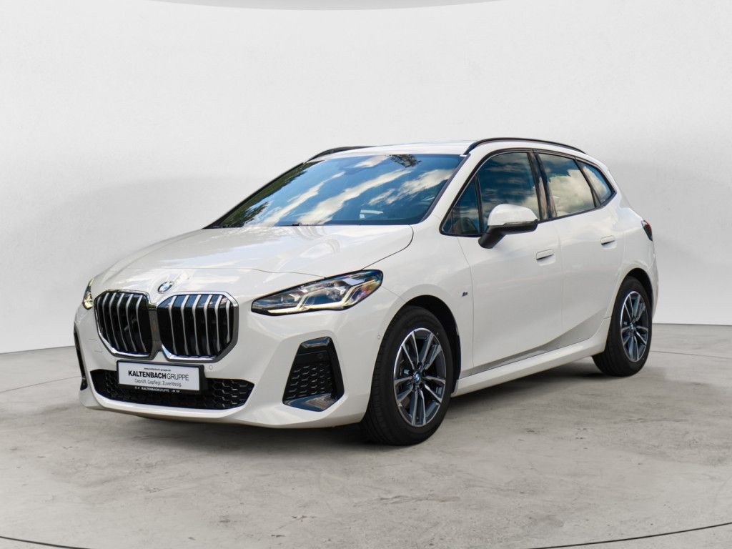 BMW 218 Active Tourer — hlavná fotografia