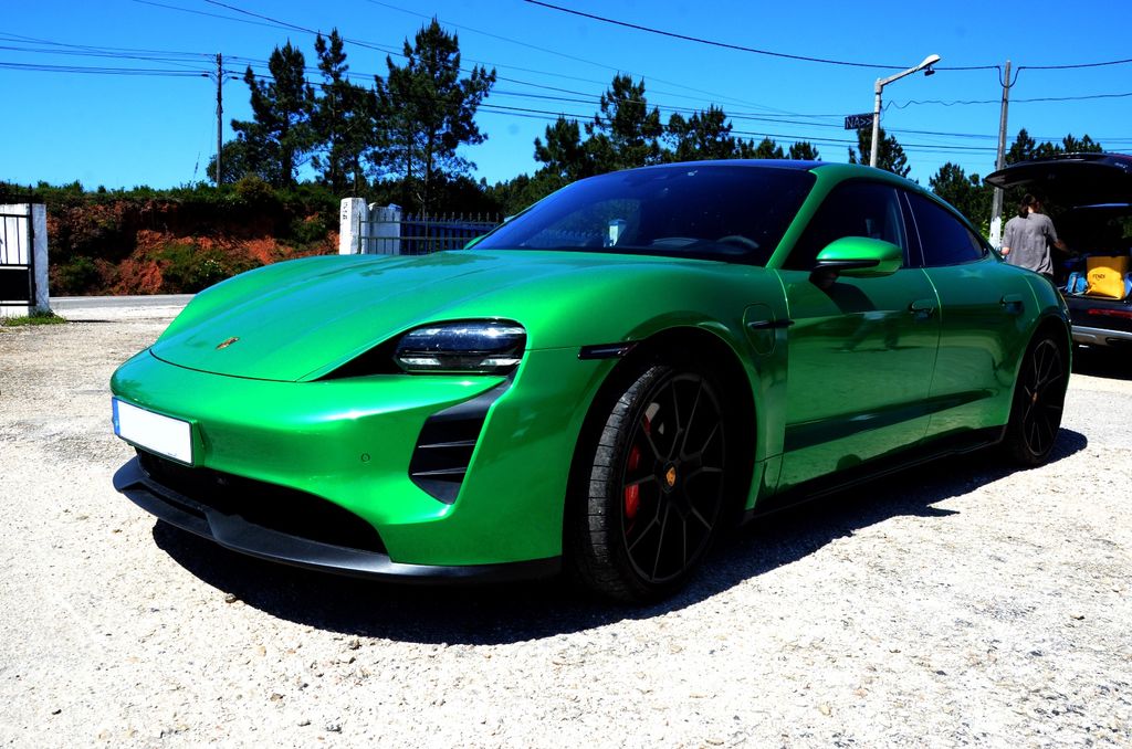 Porsche Taycan