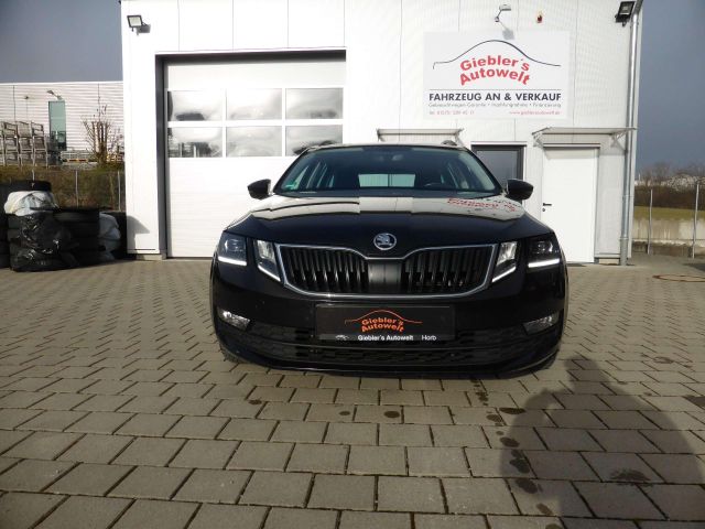 Skoda Octavia Soleil 4x4/Navi/LED/AHK/Automatik/PDC/Mw