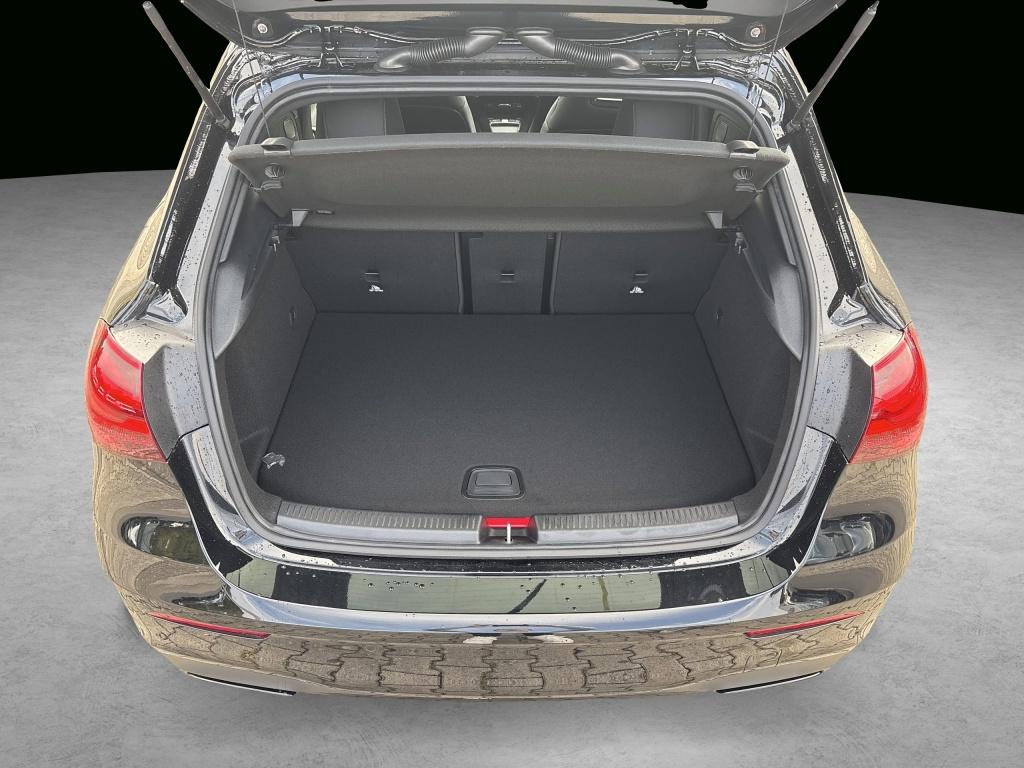 Mercedes-Benz A 250 e Special Edition AMG Night Multibeam 19''