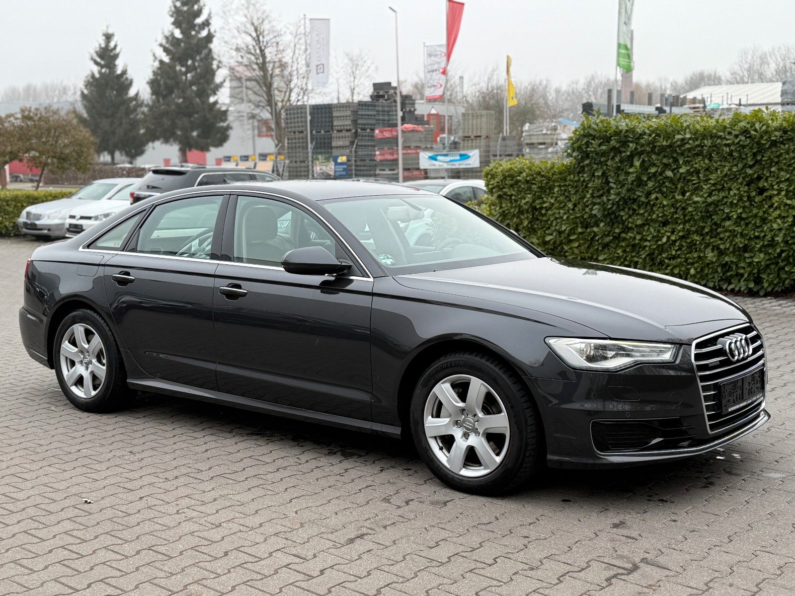 Audi A6 - 1