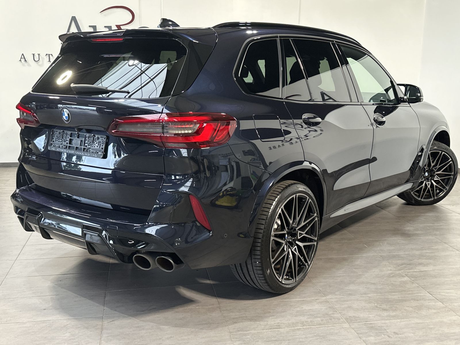 Fahrzeugabbildung BMW X5 M Competition M DRIVER'S+NAV+LED+360GRAD+22ZO