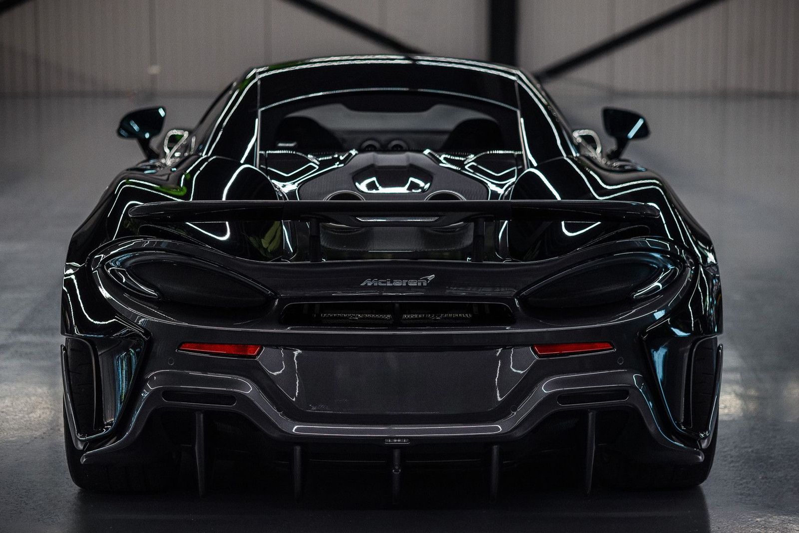McLaren 600LT 3.8 V8 Btw auto, (€ 239.628,10 Ex B.T.W) A imagem 3