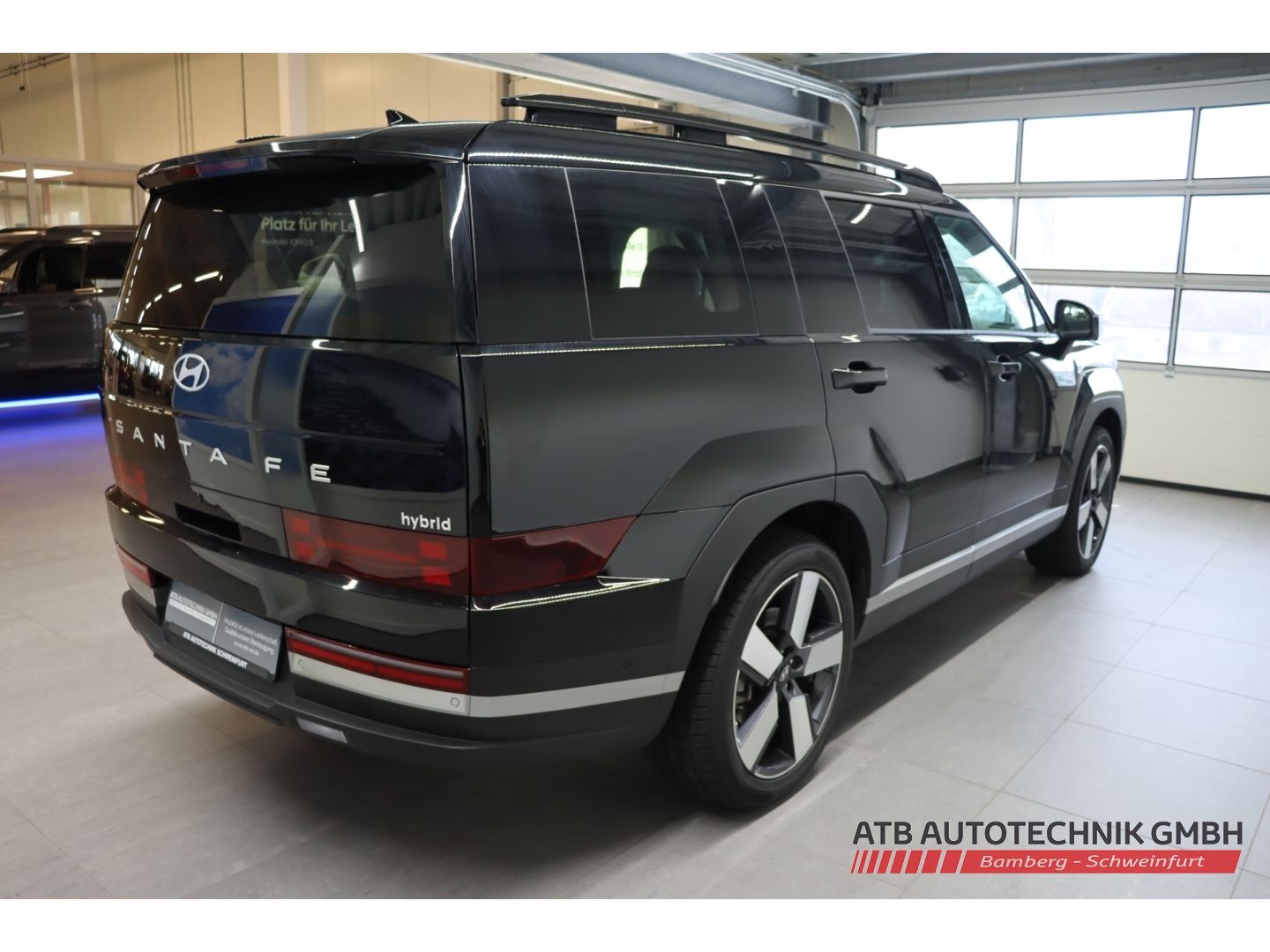 Fahrzeugabbildung Hyundai SANTA FE Signature 5-Sitzer 1.6l Hybrid 2WD Navi