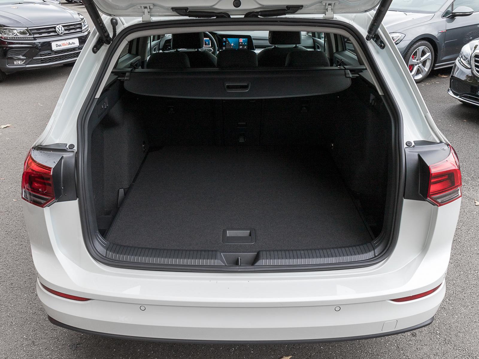 Volkswagen Golf Variant 1.0 TSI LIFE STANDHZG NAVI LED PDC 