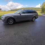 BMW 530 XI - BMW 530 aus 2006: Kombi