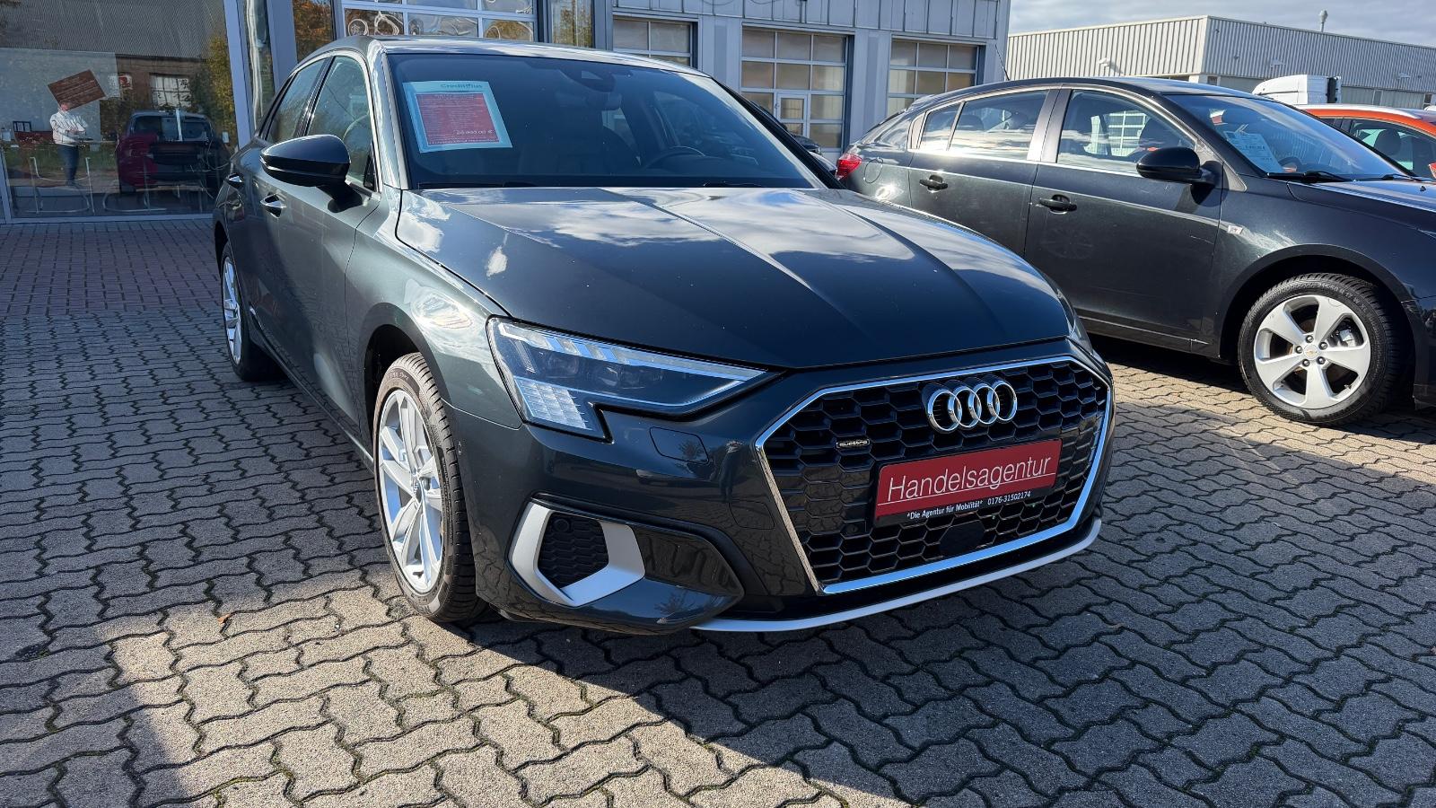 Audi A3 Sportback 40 TFSI quattro,  Matrix, Standh,