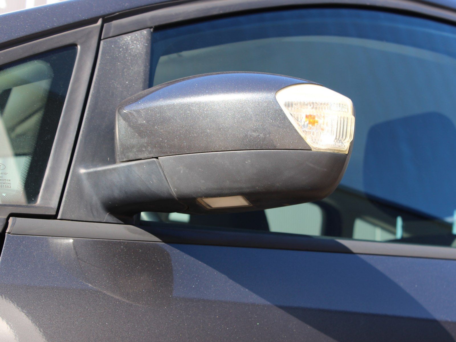Fahrzeugabbildung Ford C-Max Trend 1,0 EcoBoost Start/Stopp