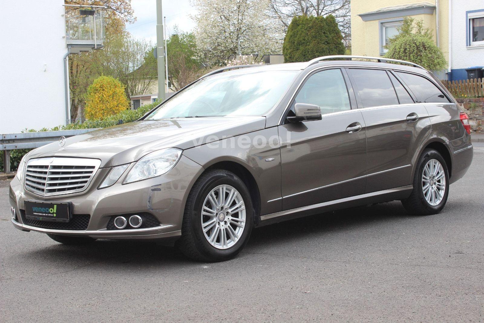 Mercedes-Benz E 220 CDI T-Modell BlueEfficiency ELEGANCE