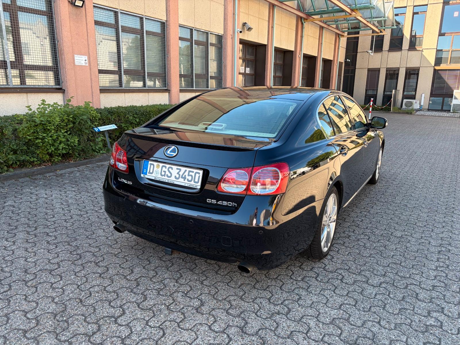 Lexus GS450h
