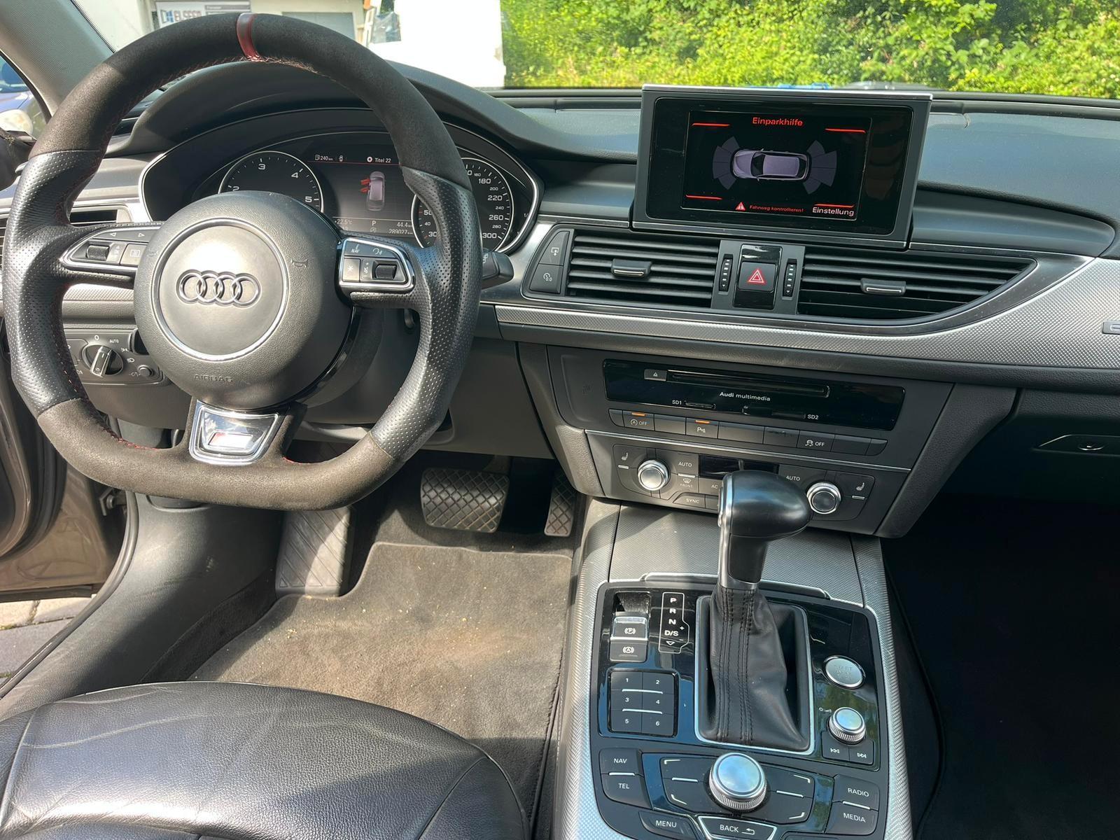 Audi A6 2011 — photo 14