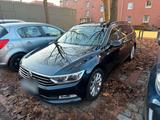 Volkswagen VW Passat 2.0 TDI Automatik HUB Carplay 15... - Volkswagen: Hub