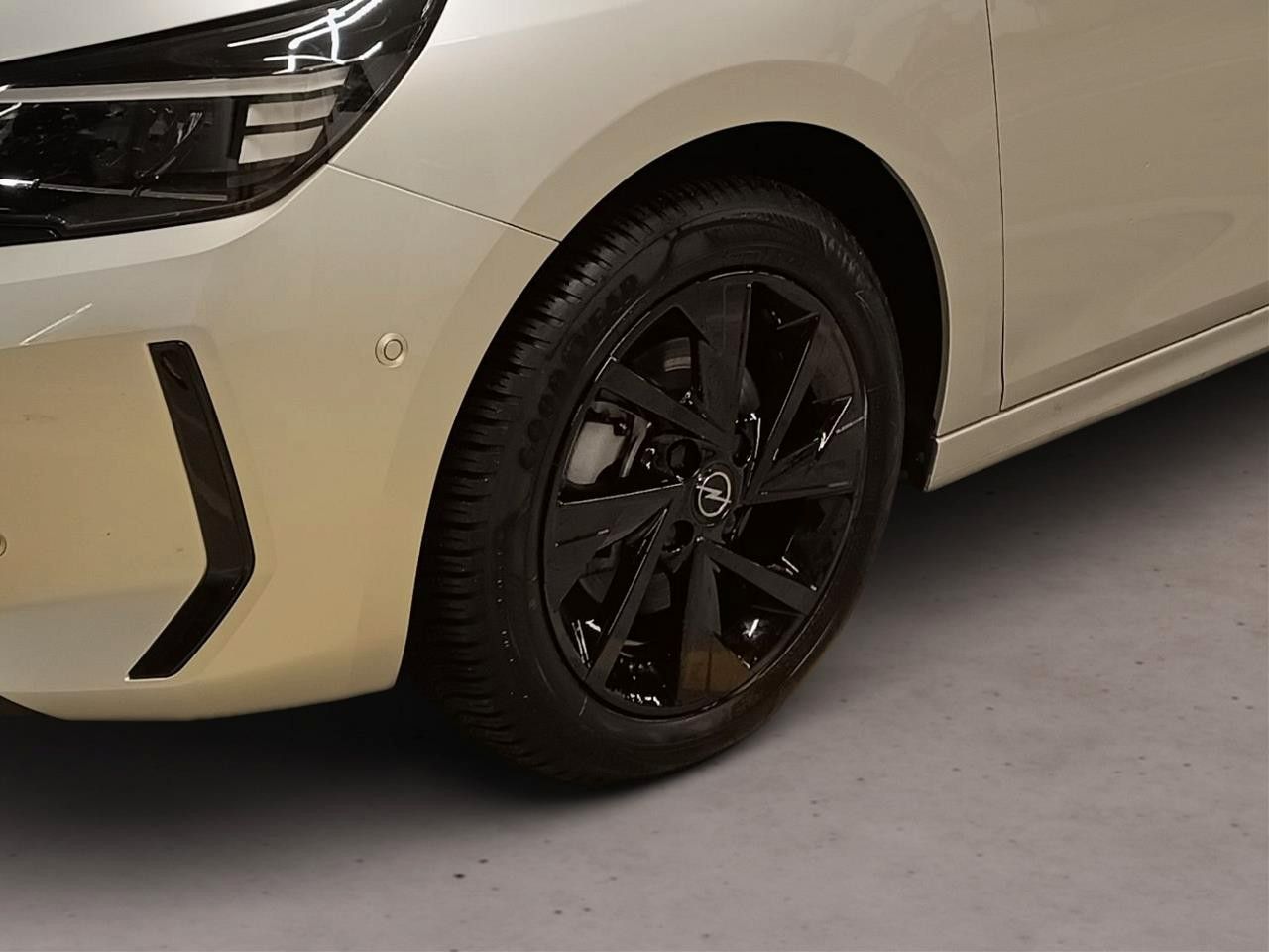 Fahrzeugabbildung Opel Corsa F GS Automatik/Allwetter/Kamera!