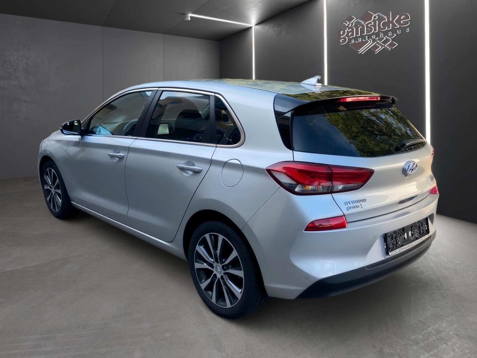 Hyundai i30 1.0 T-GDI Intro