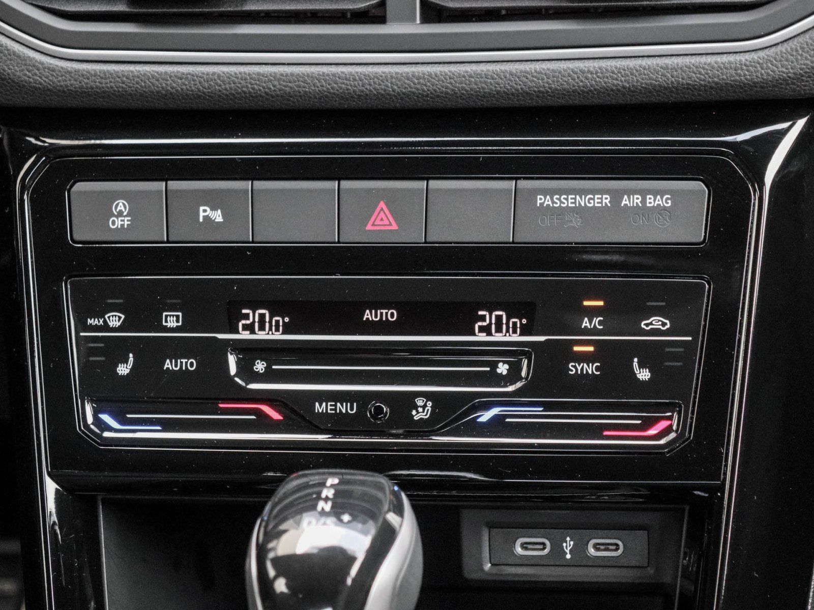 Volkswagen T-Cross - Bild 10
