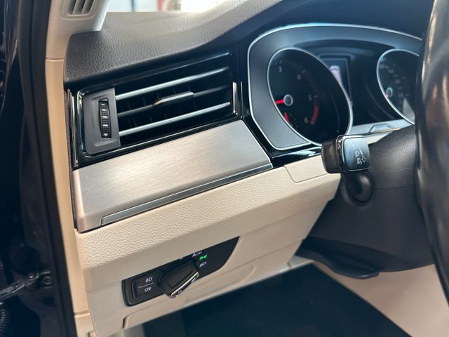 MYAUTOCENTER – Gebraucht- und Jahreswagen mit Werkstattservice in Pfaffenhofen Volkswagen Passat Highline *4Motion*Massage*AHK*LED*Keyless