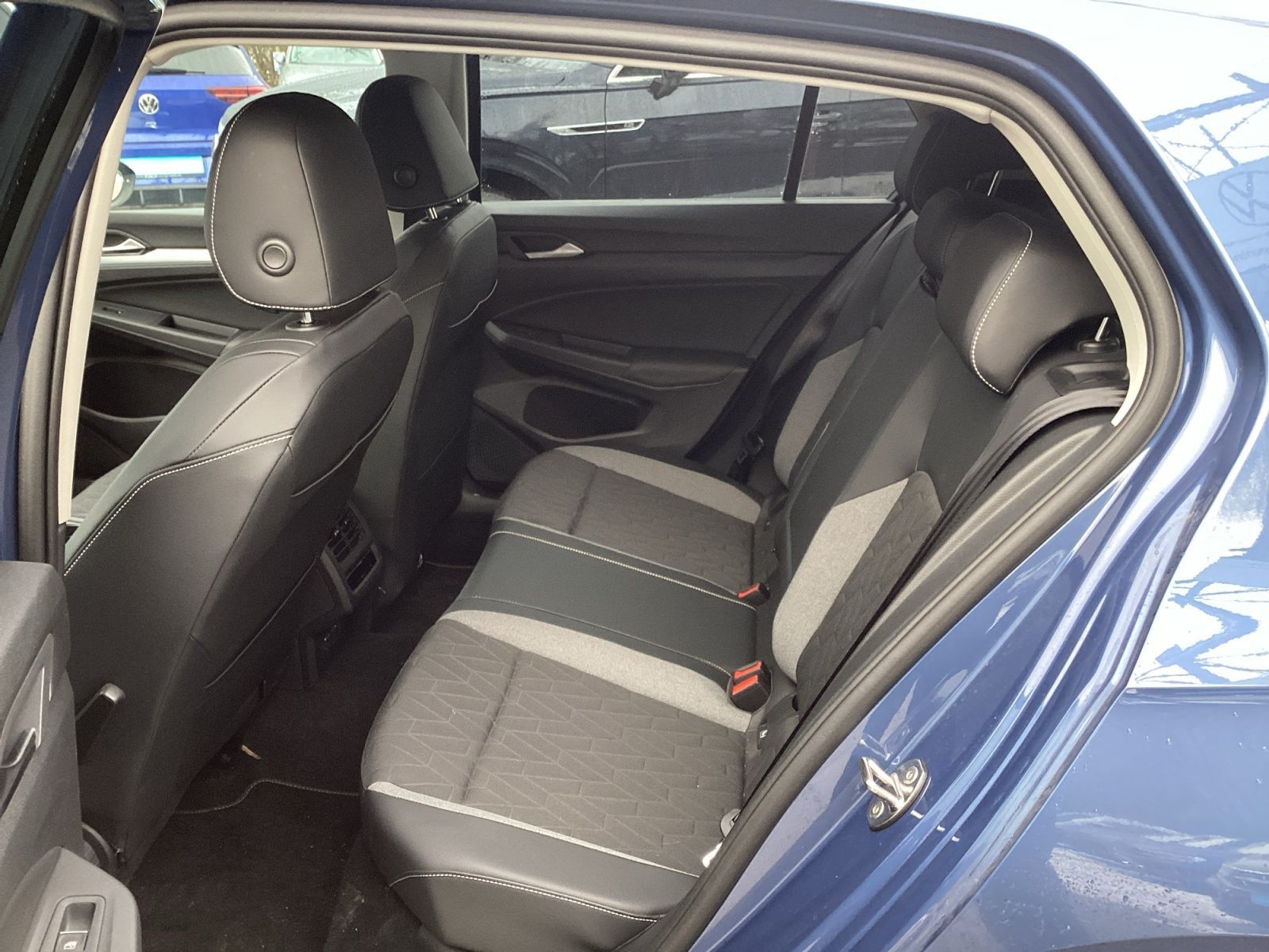 Volkswagen Golf - Bild 11