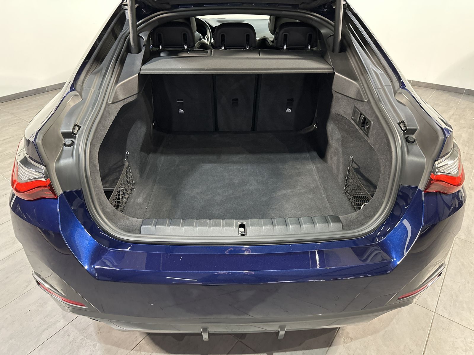 Fahrzeugabbildung BMW 420d Gran Coupé M-Sport NAV+LED+AHK+ACC+H&K+18ZO