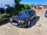 BMW M5 Macaoblau - Top Zustand, Vollleder schwarz - gebrauchte BMW M5 aus dem Jahr 1990