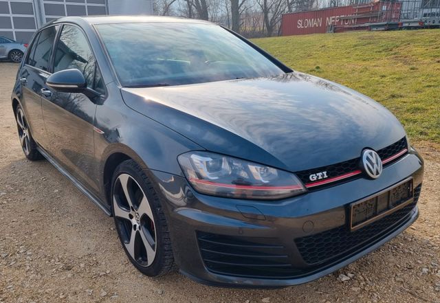 Volkswagen Golf VII Lim. GTI BMT