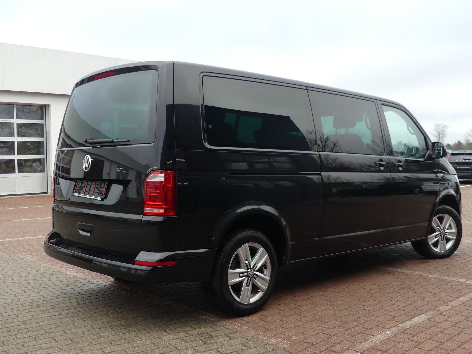 Fahrzeugabbildung Volkswagen T6 Multivan