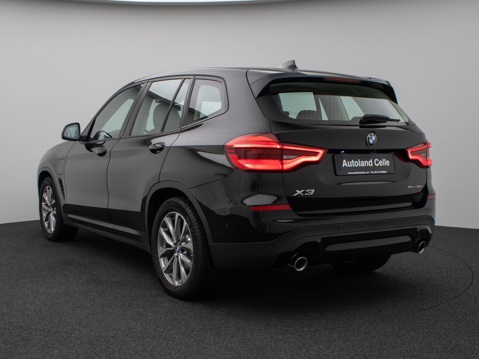 Fahrzeugabbildung BMW X3 xD30e Kamera DAB HiFi Lenkrhzg Komfort Alarm