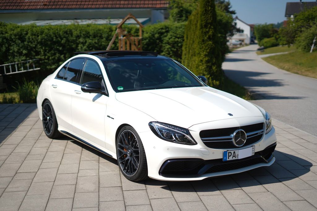 Image of Mercedes-Benz C 63 AMG