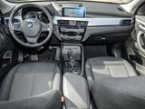 BMW X1 sDrive18i Advantage+AHK+SHZ+PDC+Tempomat+DAB+ - BMW X1 aus 2021