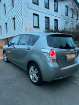 Toyota Verso Automatik - Toyota Verso Gebrauchtwagen in Hamburg