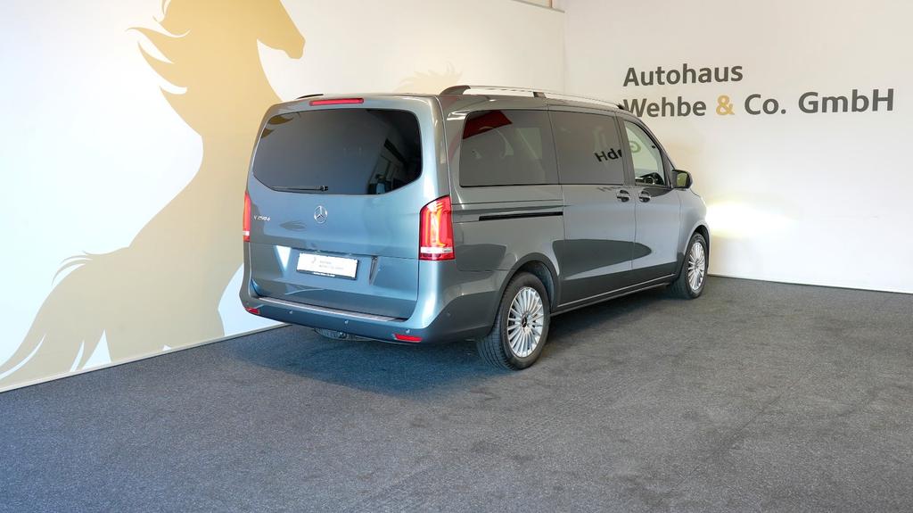 Mercedes-Benz V 250