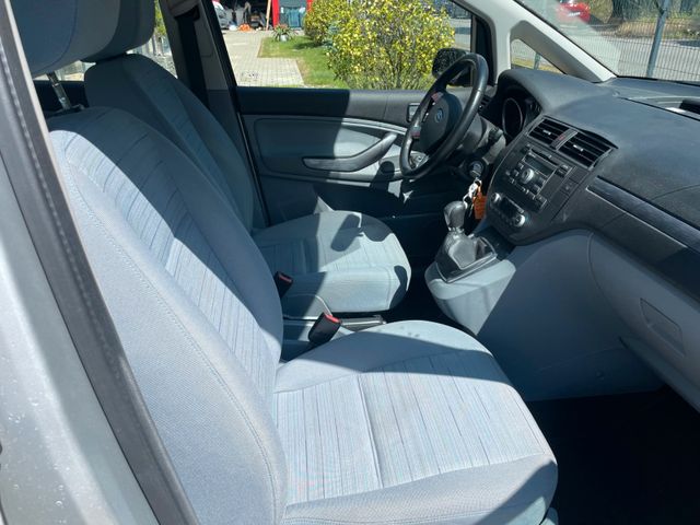 Fahrzeugabbildung Ford C-Max Style+