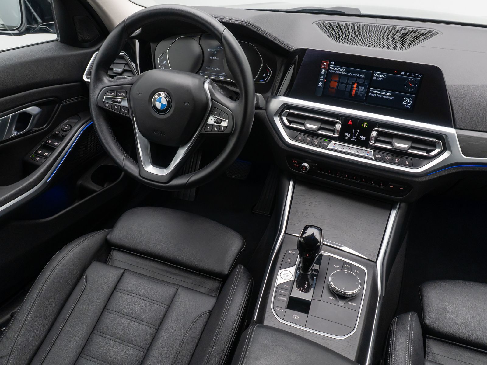 Fahrzeugabbildung BMW 320d Luxury Line DAB Leder Komfort HiFi Sport