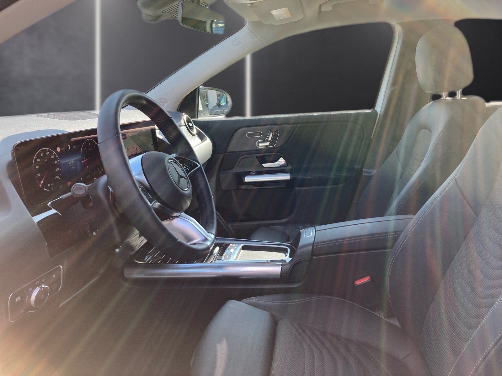 Fahrzeugabbildung Mercedes-Benz GLA 180 d Progressive*AHK*STDHZG*Distro*Totwink*