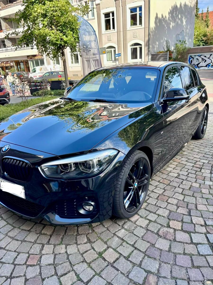 BMW 118i 5-Türer - M Sport, Automatik, Leder